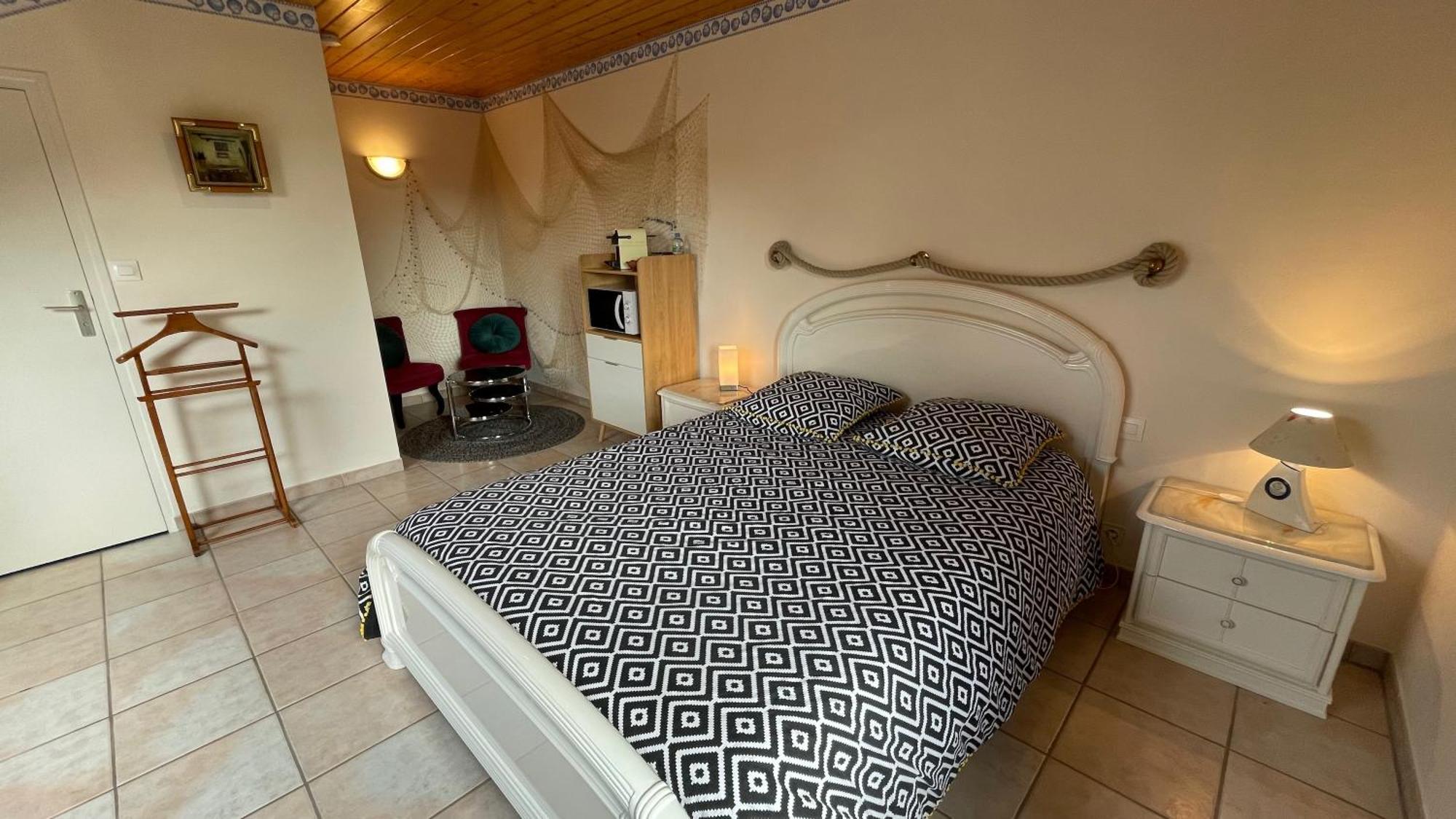 Chambres D'Hotes Les Tilleuls Poullaouen Exteriér fotografie